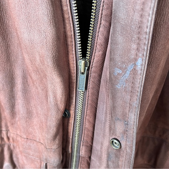 Vintage Wilson’s Leather Jacket Adventure Bound Mens Size XL with Flaws - Picture 2 of 14